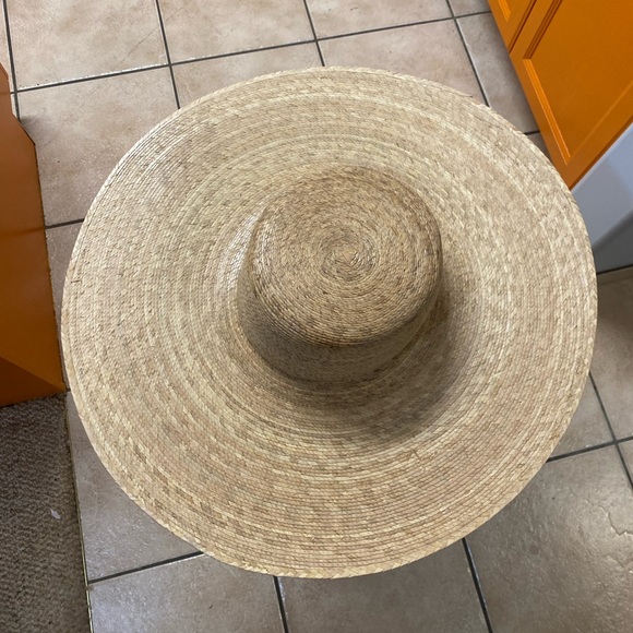 Lack of Color Straw Hat - Picture 2 of 3